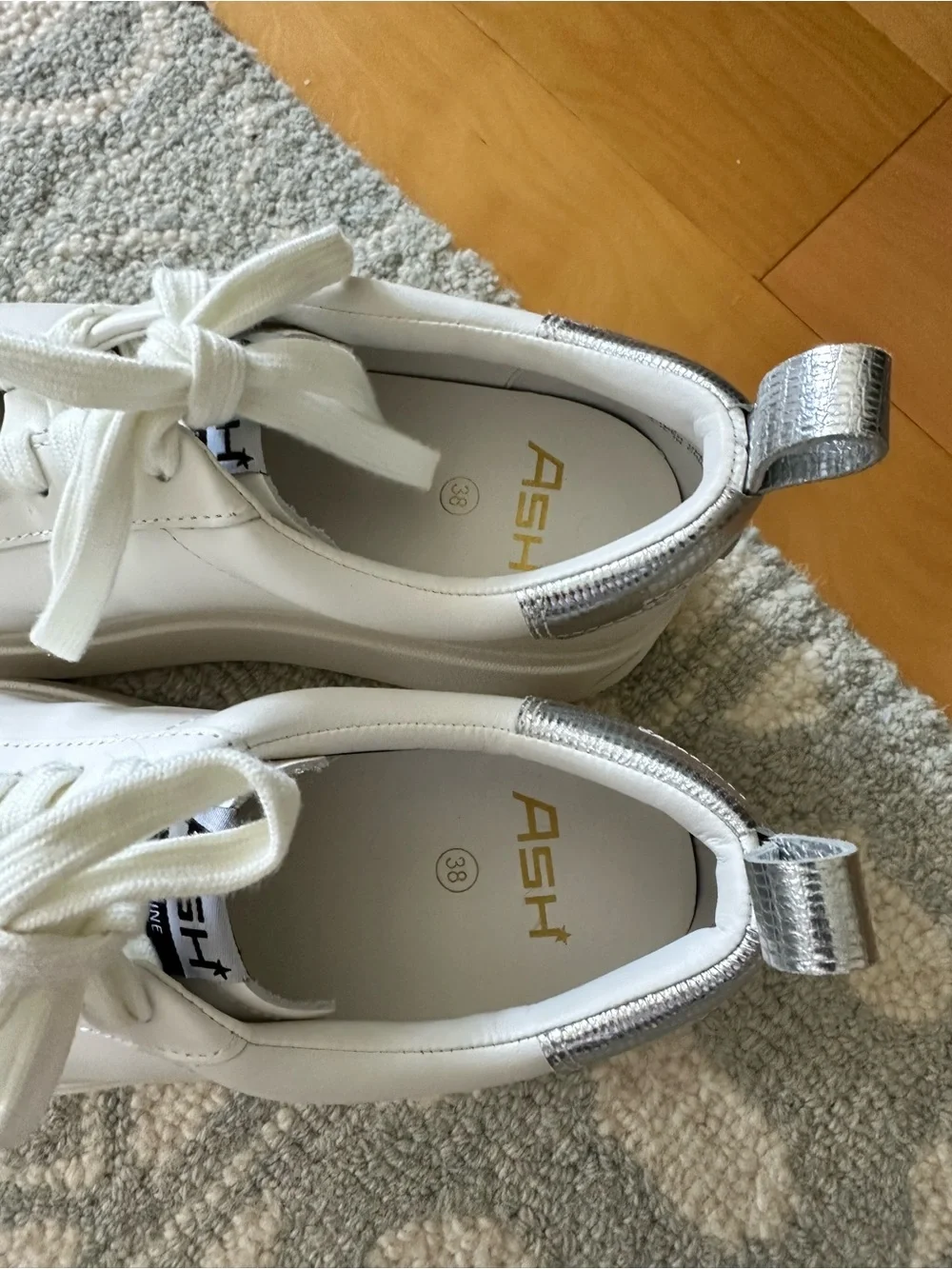 Ash chunky platform